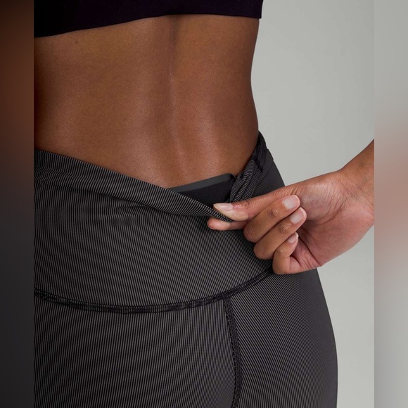 Lululemon Base Pace High-Rise Tight - Two-Tone Ribbed - Picture 3 of 8